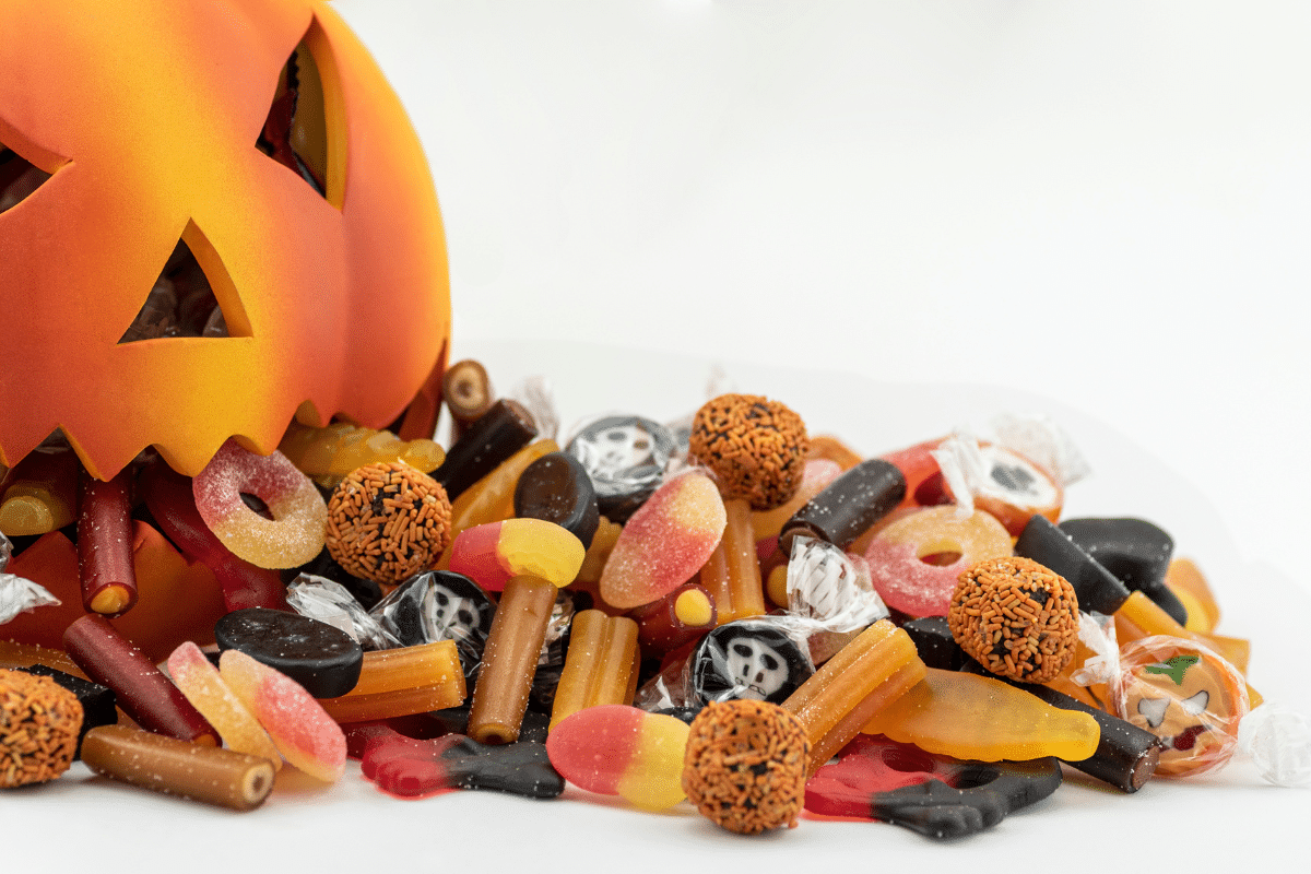 Why Visiting a Dentist Near You in Scottsdale is Essential After Halloween