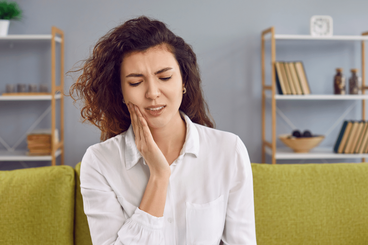 Managing Nerve Pain After Tooth Extraction: Tips from Scottsdale Dentist
